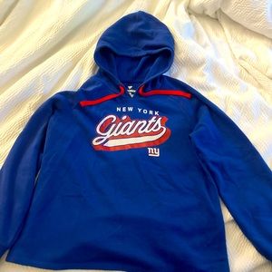 Super comfy women’s Giants hoodie size L. Plushy soft interior lining! Like new.